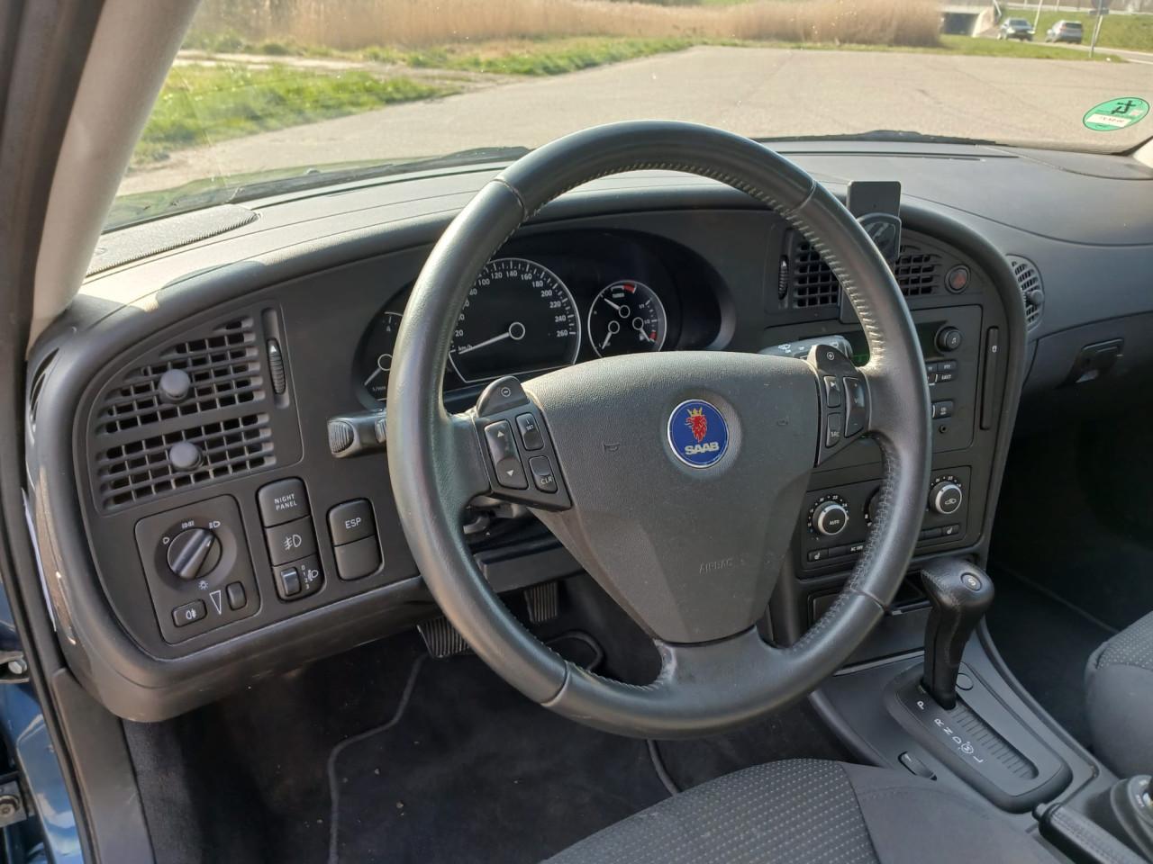 Saab 9-5 Estate 2.3T Linear Business