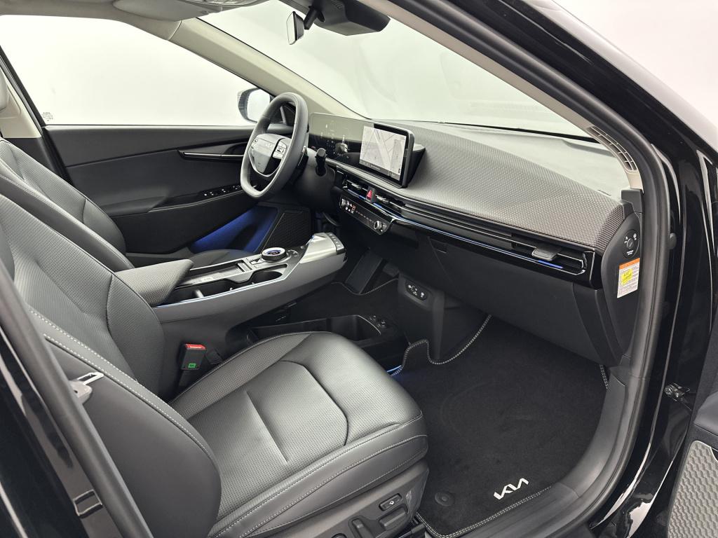 Kia Ev6 plus advanced 84 kwh | schuif kantel dak | stoel verwarming en koel