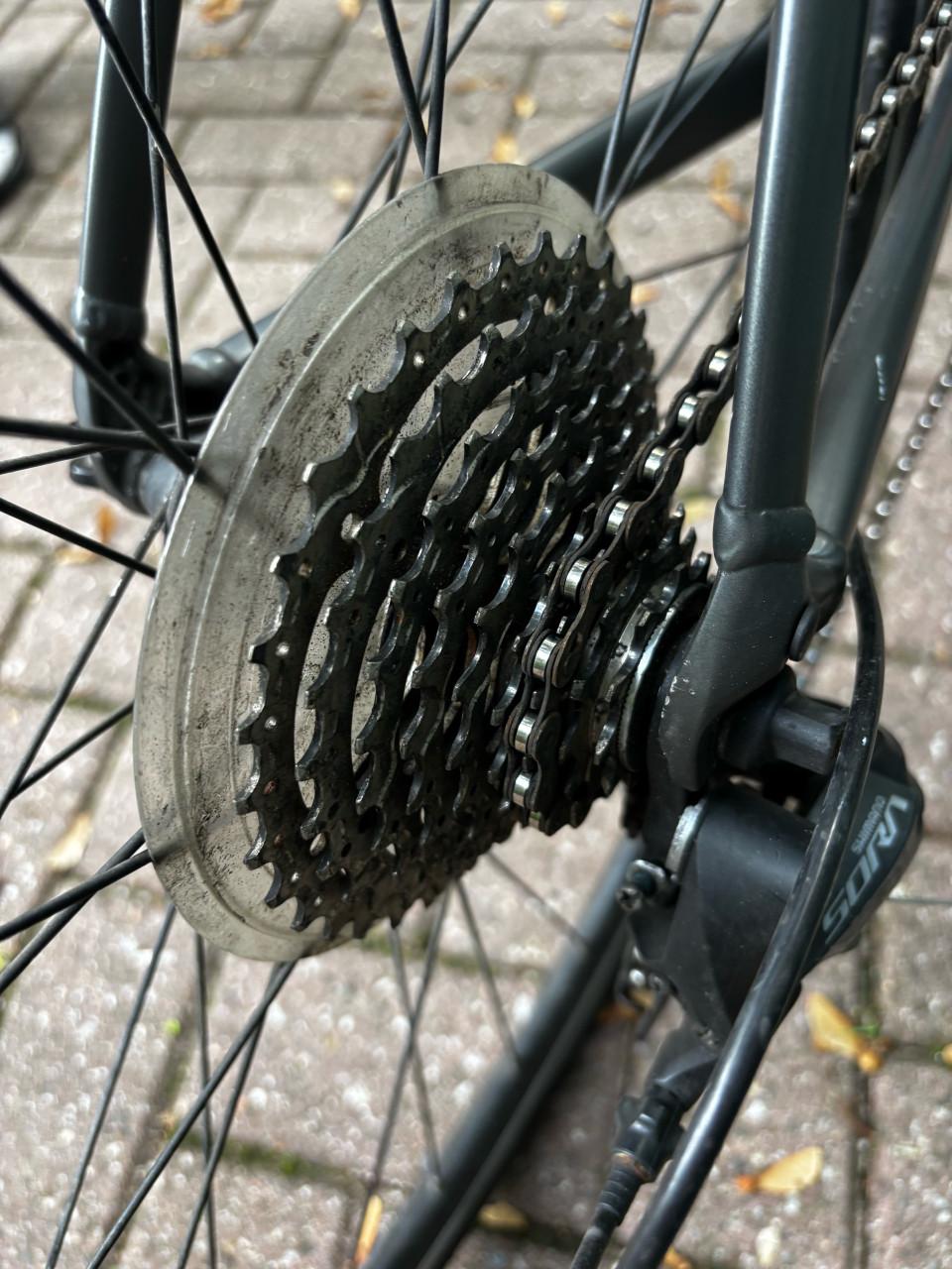 Giant Contend racefiets – grijs/oranje