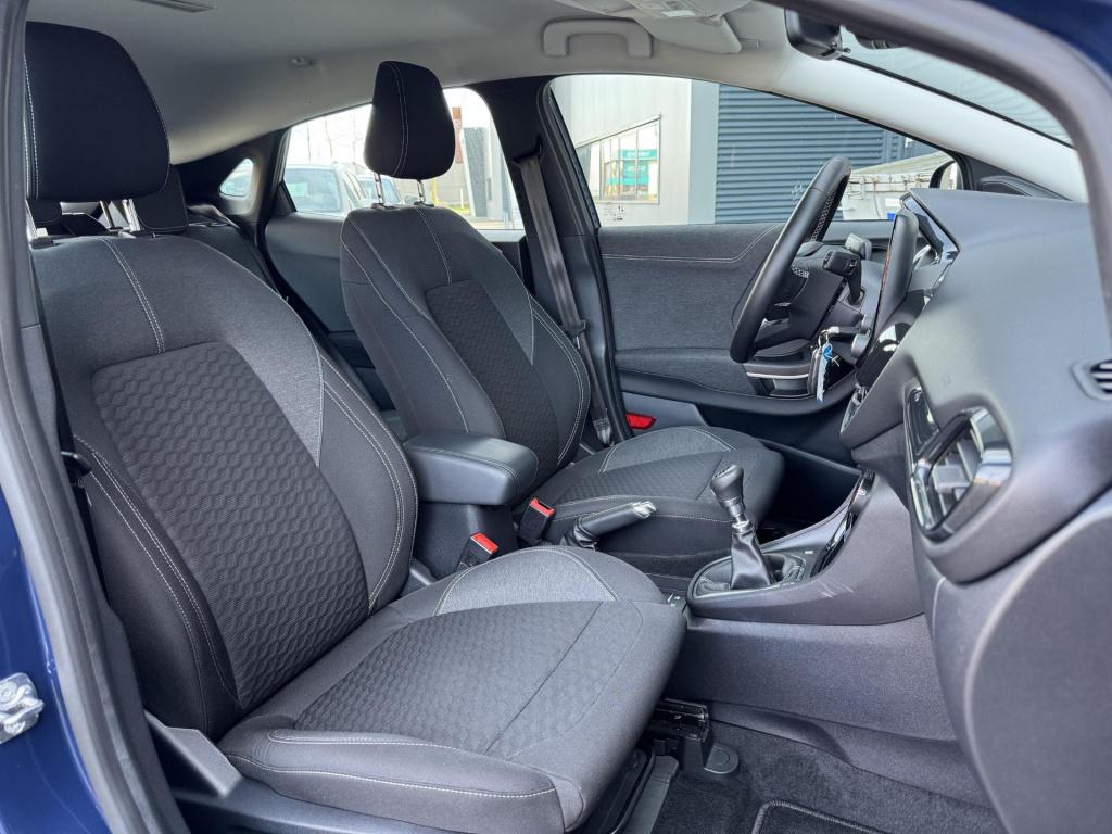 Ford Puma 1.0 ecoboost hybrid titanium