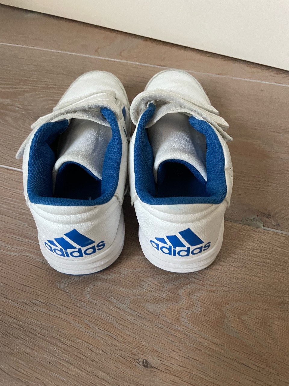Gymschoenen Adidas mt. 34