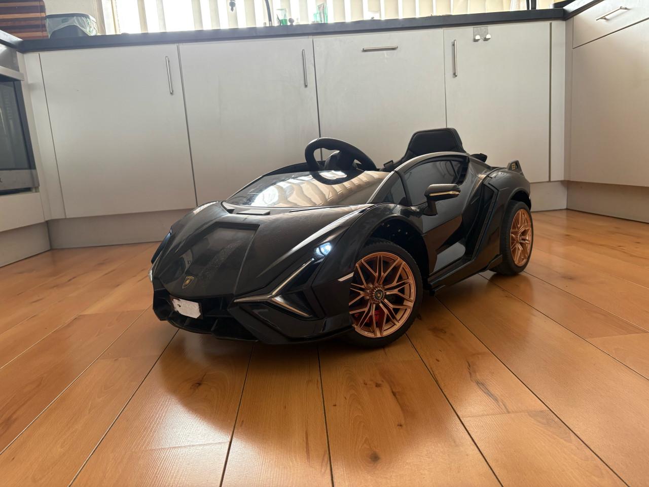 Elektrische kinderauto Lamborghini Sian met afstandsbediening