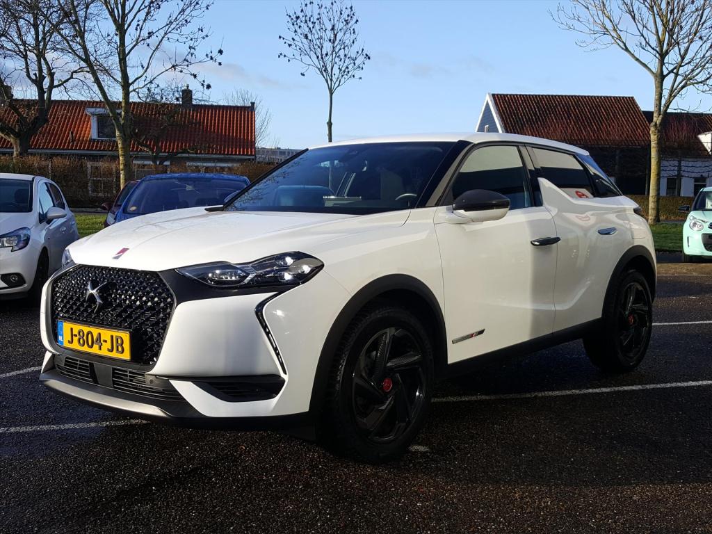 Ds Ds 3 crossback 1.2 puretech 100pk business | navi | bt | applecarplay & 