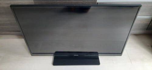 Smart tv philips 39 inch hdmi aansluiting etc etc