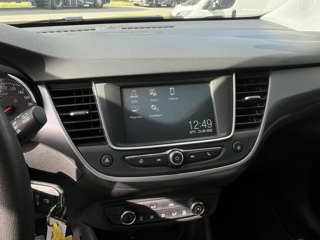Opel Crossland X 1.2 t. online edition