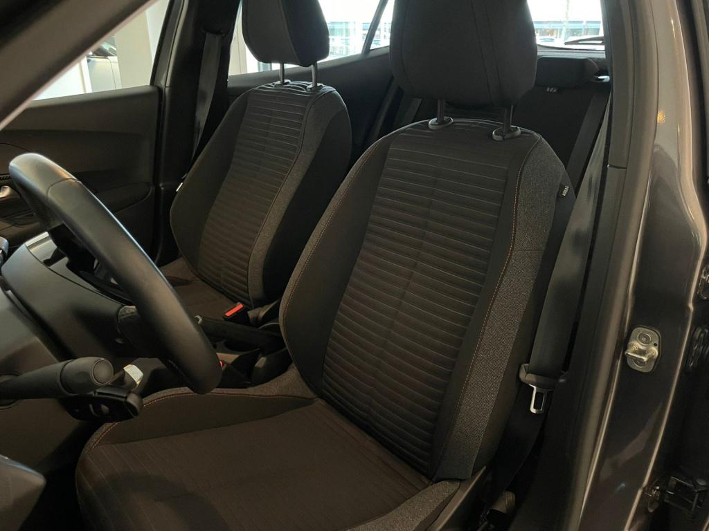 Peugeot 2008 1.2 puretech active pack
