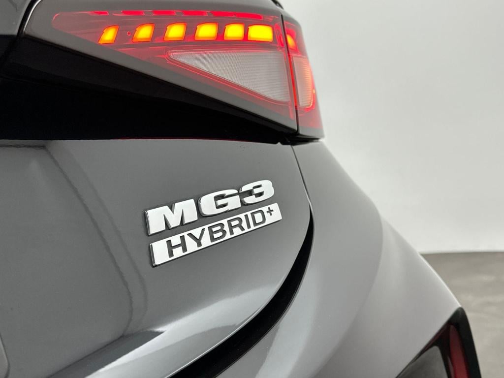 MG Mg3 1.5 hybrid+ aut. luxury | navi | led koplampen | stoel + stuurverwar