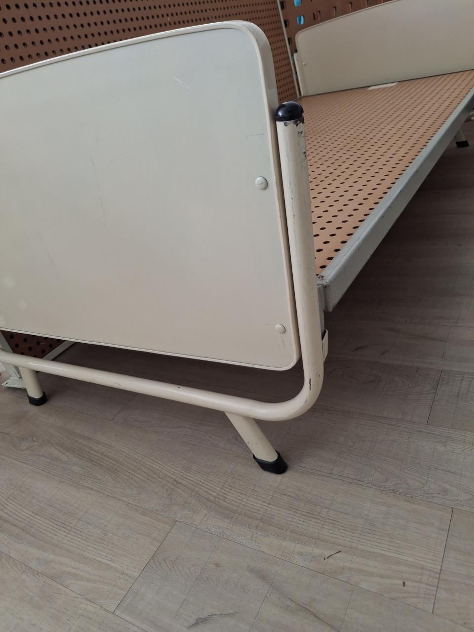 Logeerbed, 2 identieke bedden