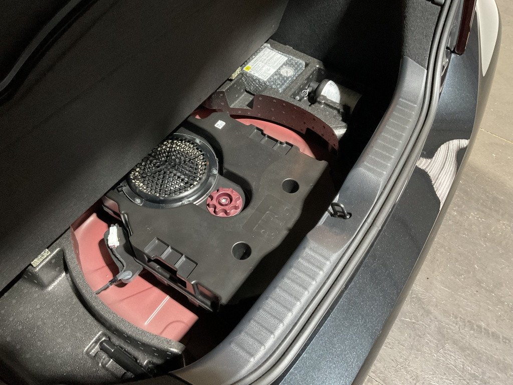 Toyota Aygo x 1.0 vvt-i mt envy | clima | navi | jbl | camera