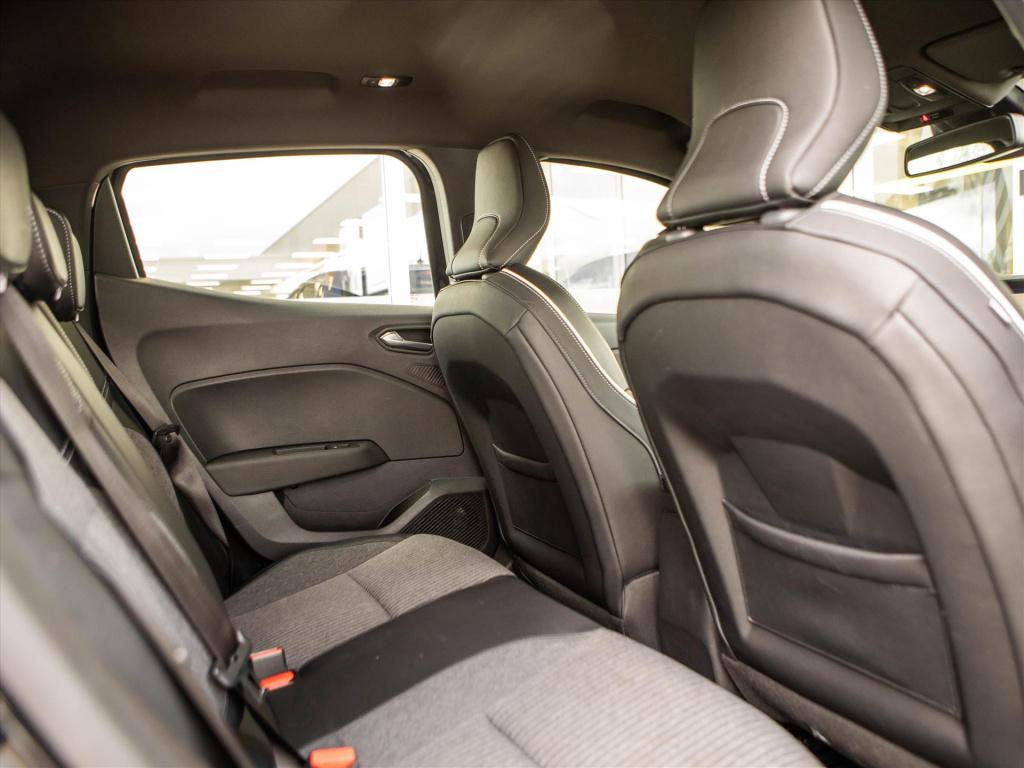 Renault Clio 1.0 tce 90pk intens automaat | navigatie | park. sensoren | ca