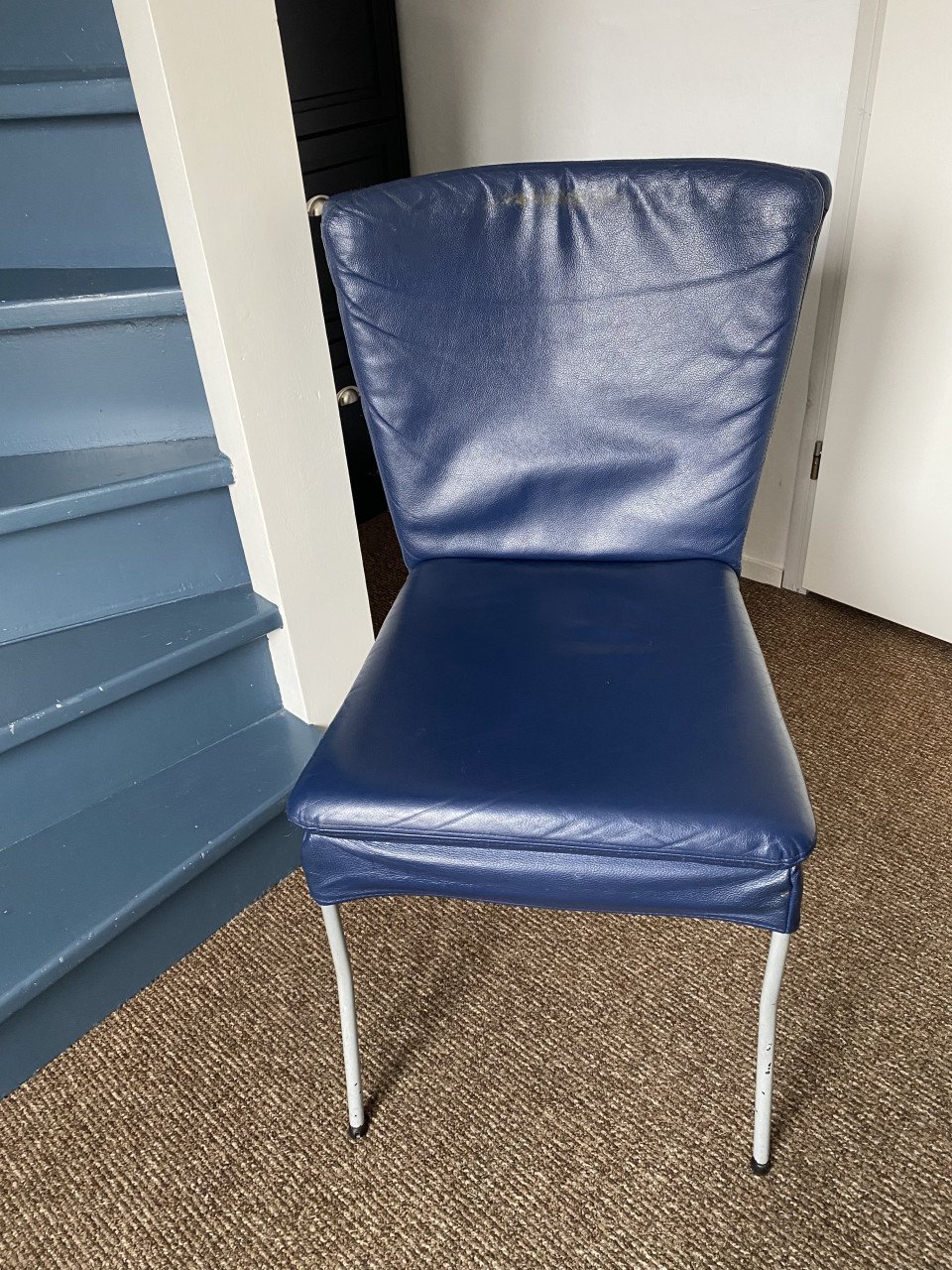 Tafel + 4 stoelen