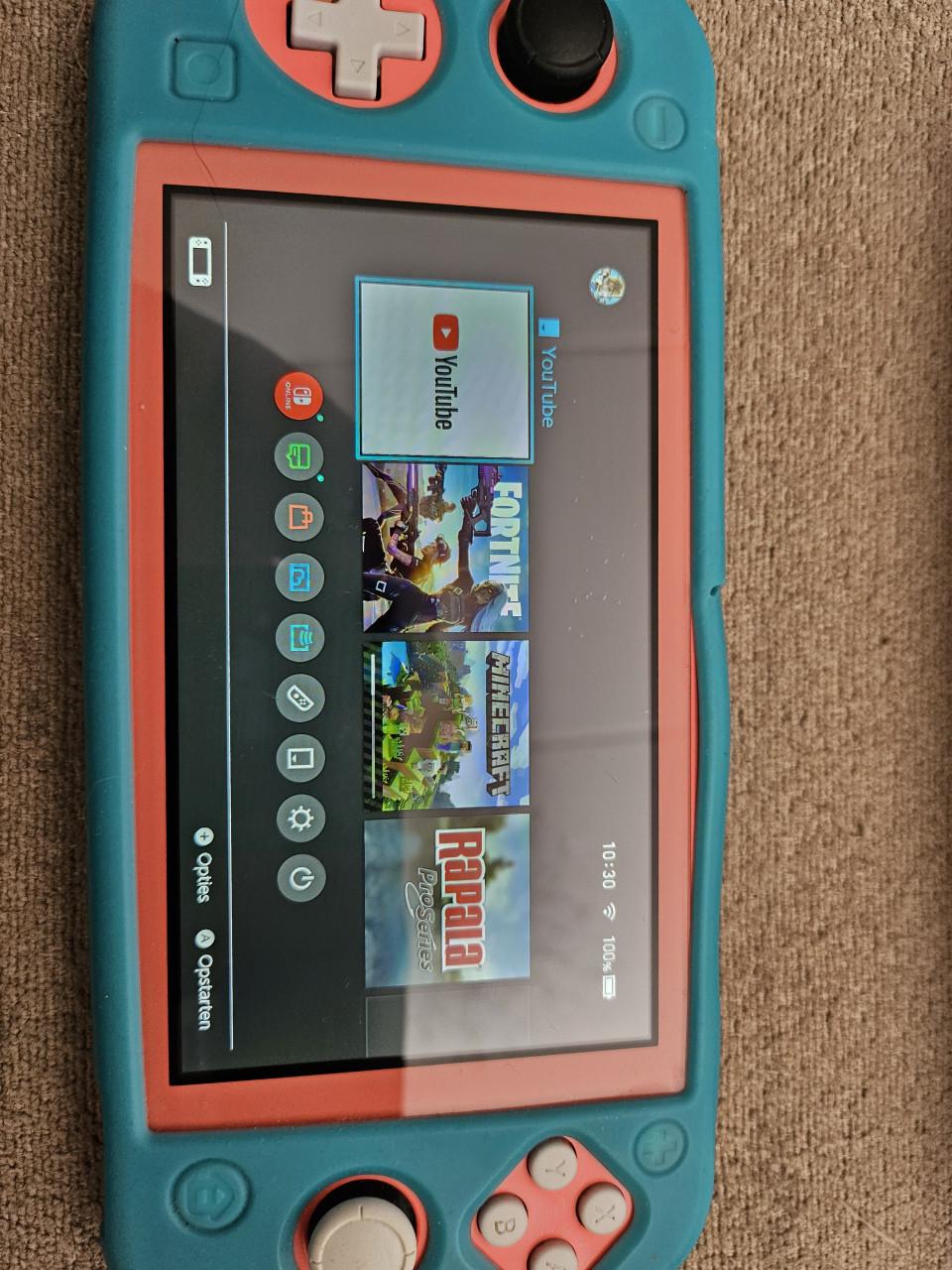 Switch lite met MINECRAFT en hoesje en case