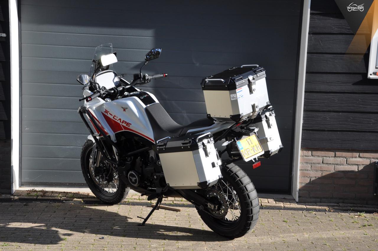 Moto Morini X-Cape 650 Zeer nette en complete motor