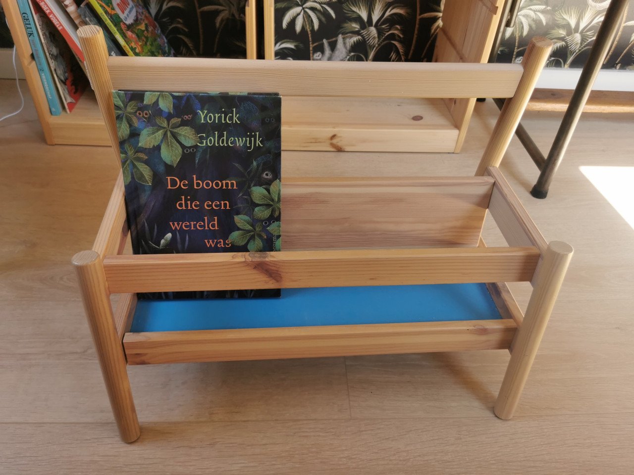 Ikea flisat kinderboekenrek