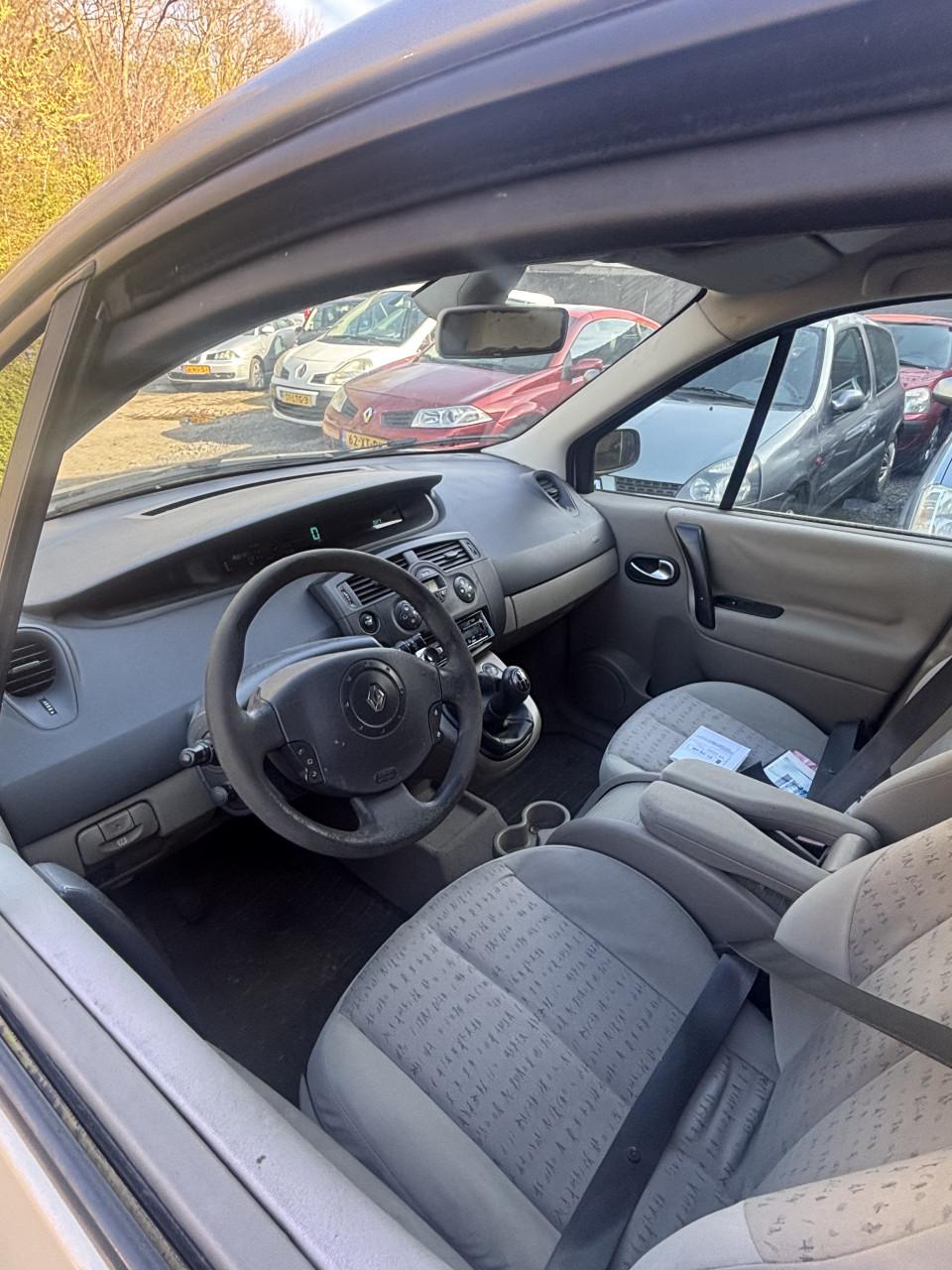 Renault scenic jaar apk