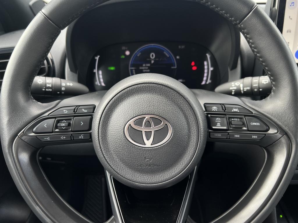 Toyota Yaris Cross 1.5 hybr 115 dynamic | parkeersensoren | stoel+ stuur ve