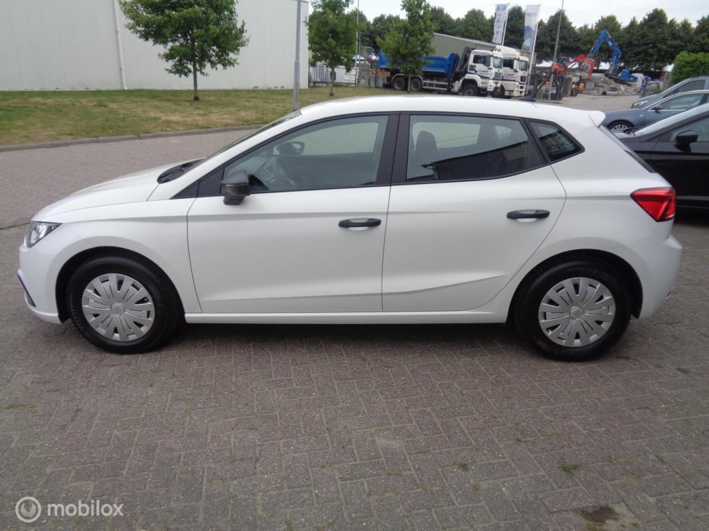 Seat Ibiza 1.0 mpi reference/airco/cruise controle/pdc/carplay/1st eig/slec