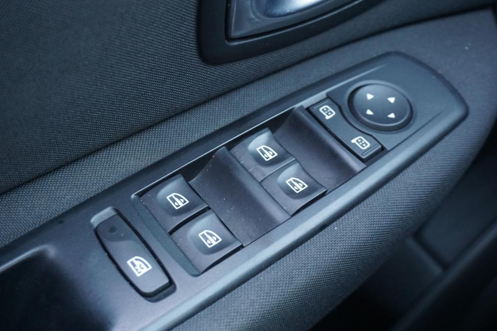 Renault Grand Scenic 1.4 tce expression climate / navi / cruise / elektr. r