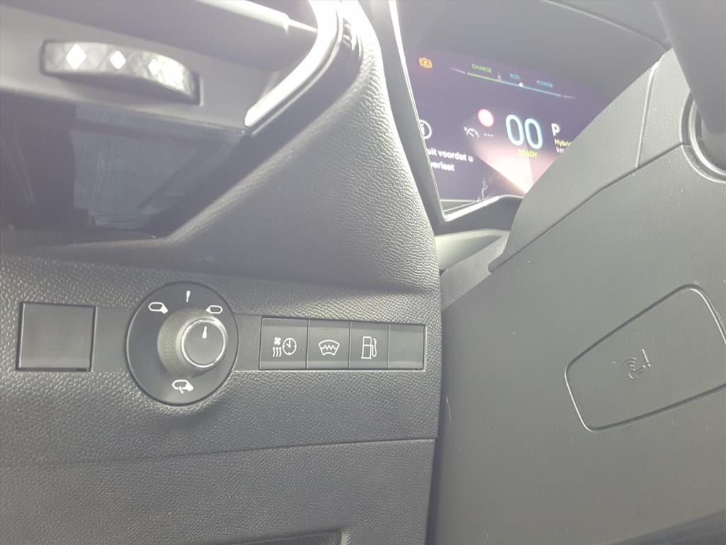 Ds Ds 7 1.6 e-tense 300pk 4x4 aut performance line+