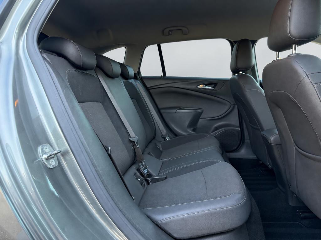 Opel Astra sports tourer 1.4 innovation