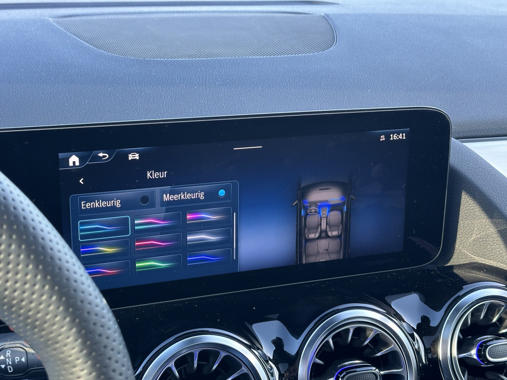 Mercedes-Benz B-Klasse 200 amg line l distronic l panoramaschuifdak l mbux 
