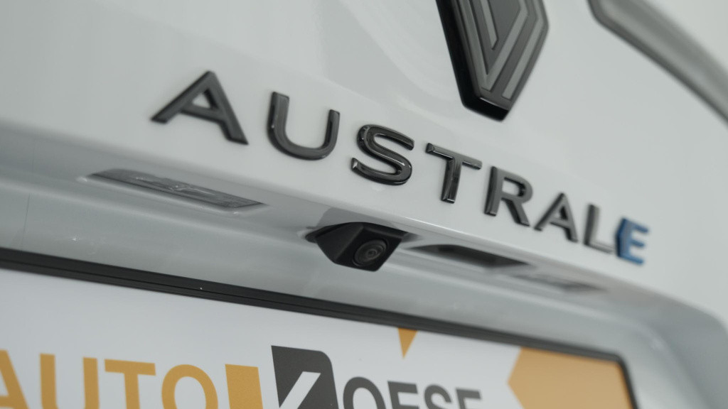 Renault Austral e-tech hybrid 200 techno esprit alpine | panoramadak | came