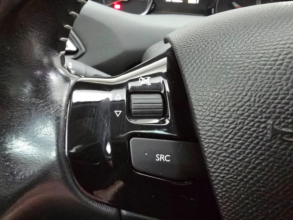 Peugeot 308 sw occasion stationwagen met trekhaak en grote kofferbak | twee
