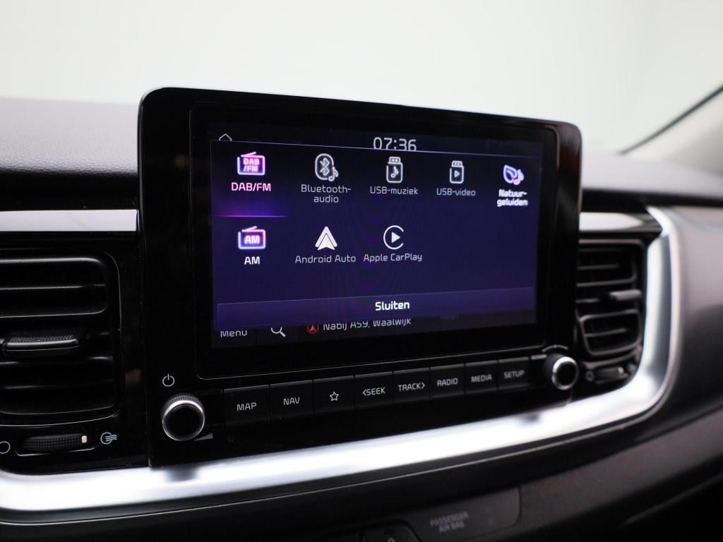 Kia Stonic 1.0 t-gdi mhev dynamicplusline | lmv | navigatie | parkeer senso