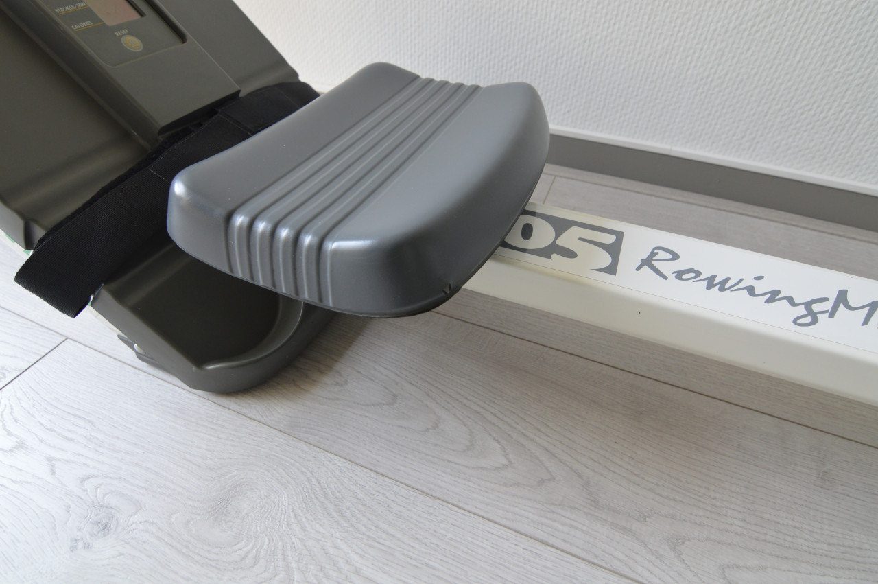 Tunturi R605 (rowing machine, roeimachine, roeitrainer)