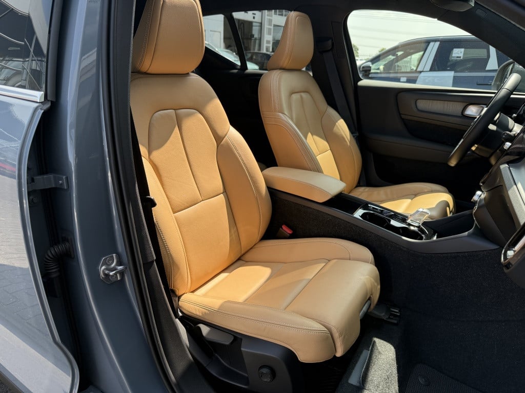 Volvo XC40 t5 262pk recharge inscription| panodak| adap.cruise| 360camera|