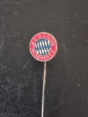 Selectie voetbal speldjes, vintage