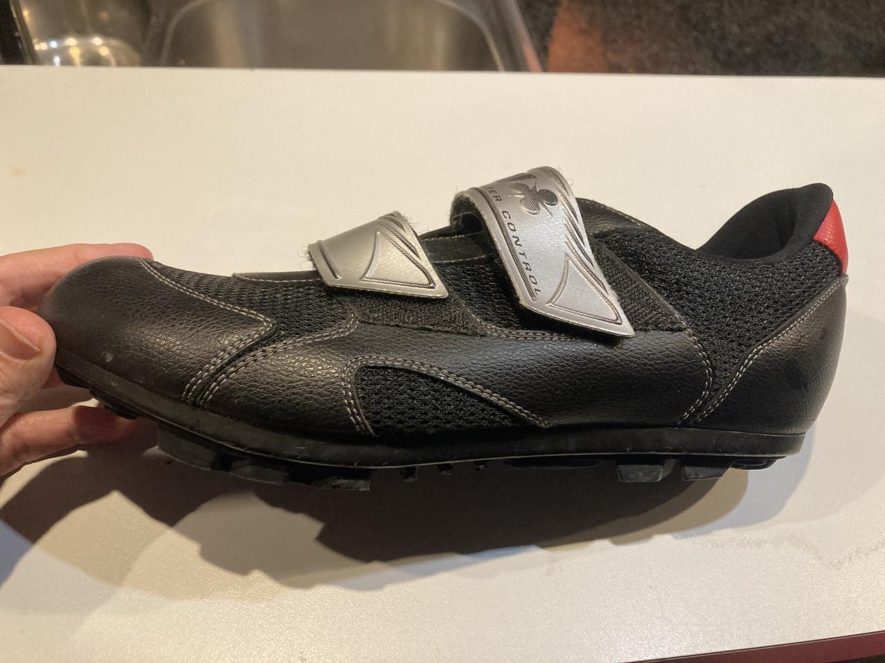 AGU wielrenschoenen - 42