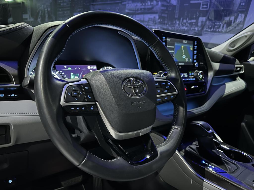 Toyota Highlander 2.5 awd hybrid executive 7 persoons *origineel nl*pano*tr