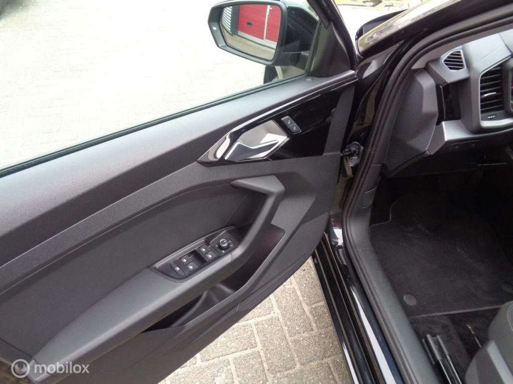 Audi A1 Sportback 30 tfsi 115pk automaat/airco/ecc/carplay/lm velgen/pdc