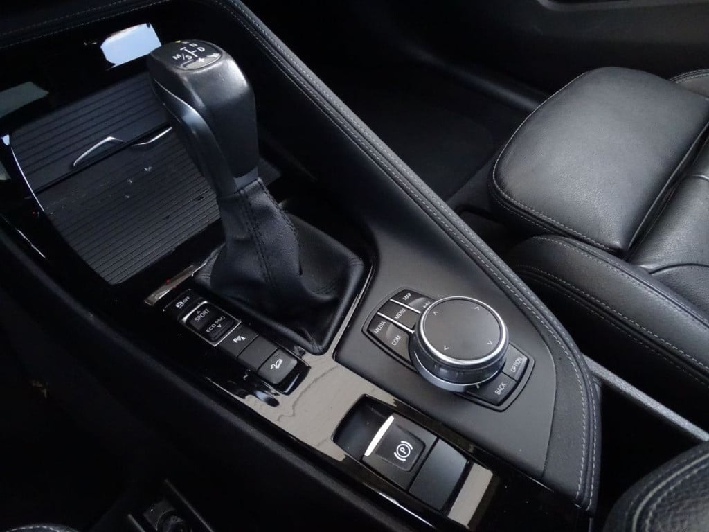 BMW X1 xdrive20i high executive