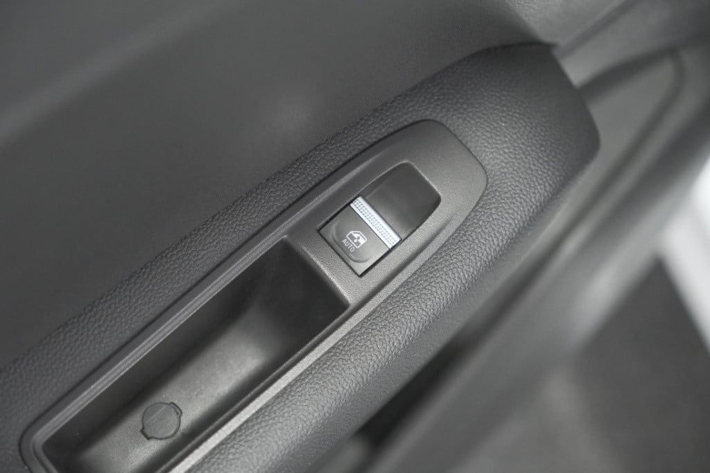 Renault Captur 1.6 e-tech plug-in hybrid 160 intens | trekhaak | camera | a