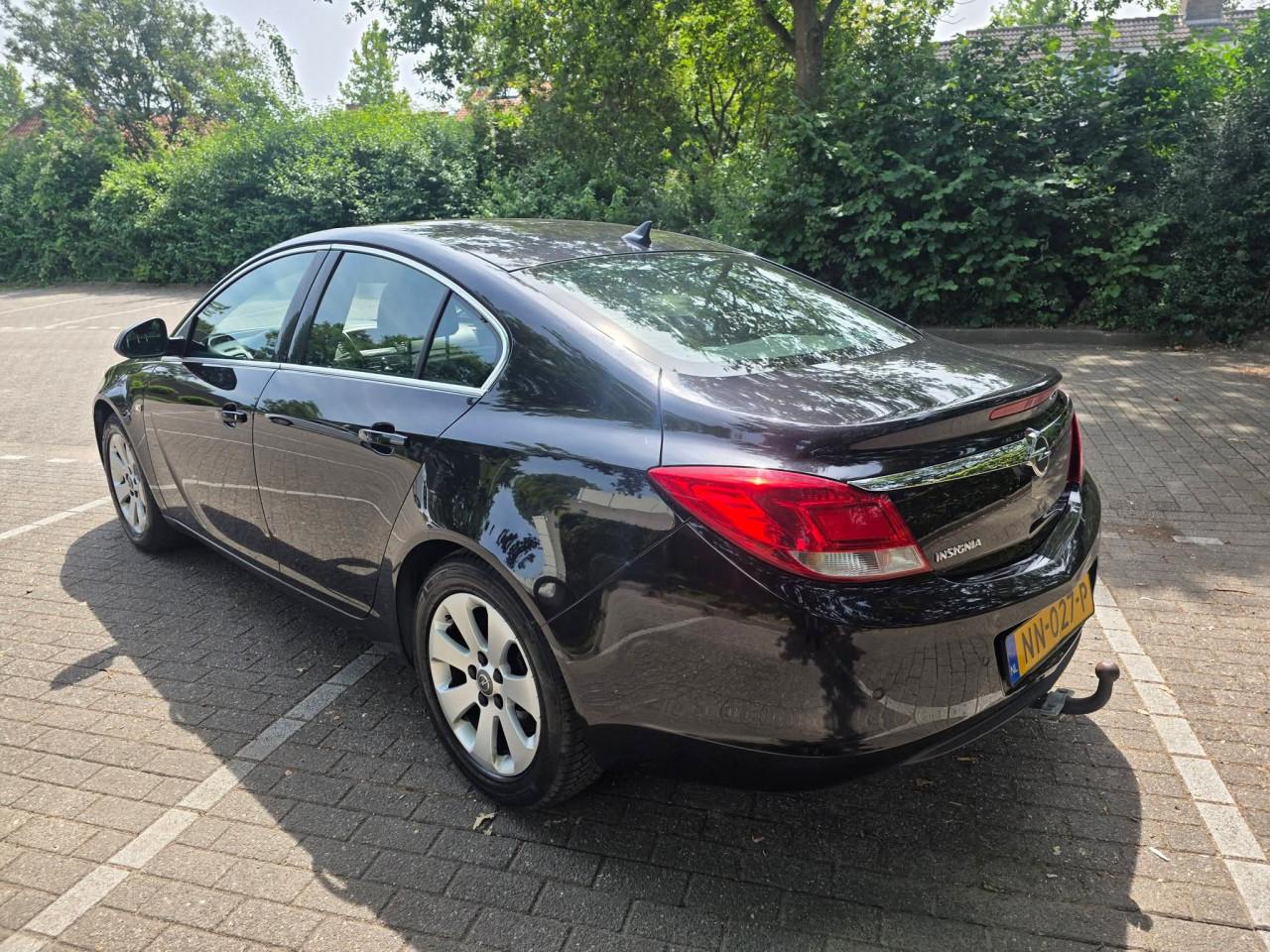 Koopje zeer nette Opel Insignia 1.8i Cosmo