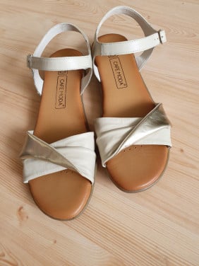 Sandalen beige (leer)