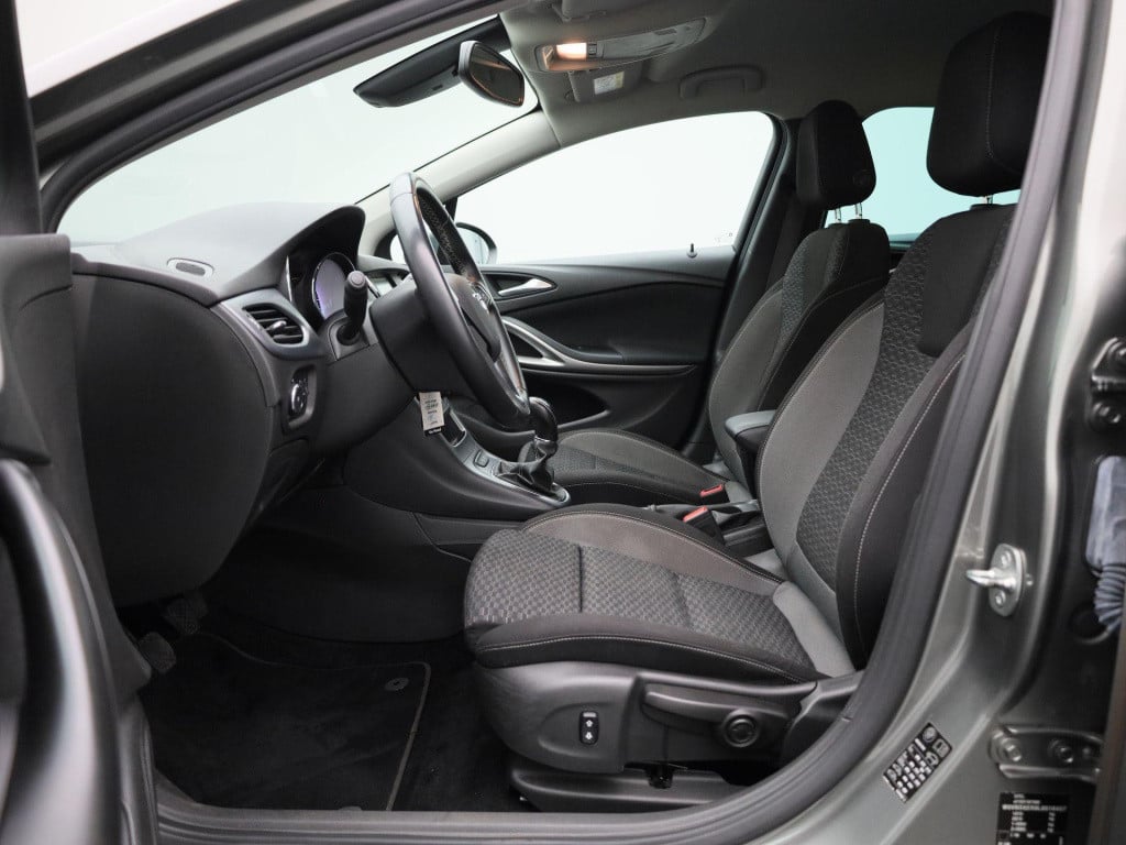 Opel Astra sports tourer 1.2 edition | navigatie | apple carplay / android 