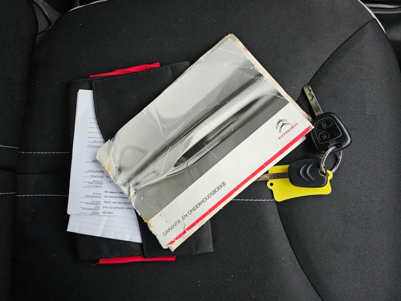 TE KOOP FORD FOCUS 1.6 TREND MET AIRCO EN TREKHAAK