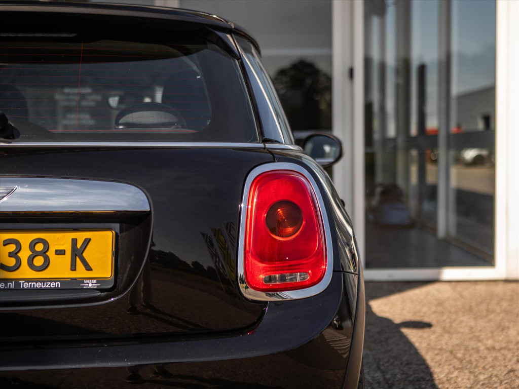 Mini One mini 1.2 102pk business | navigatie | bluetooth | park. sensoren |