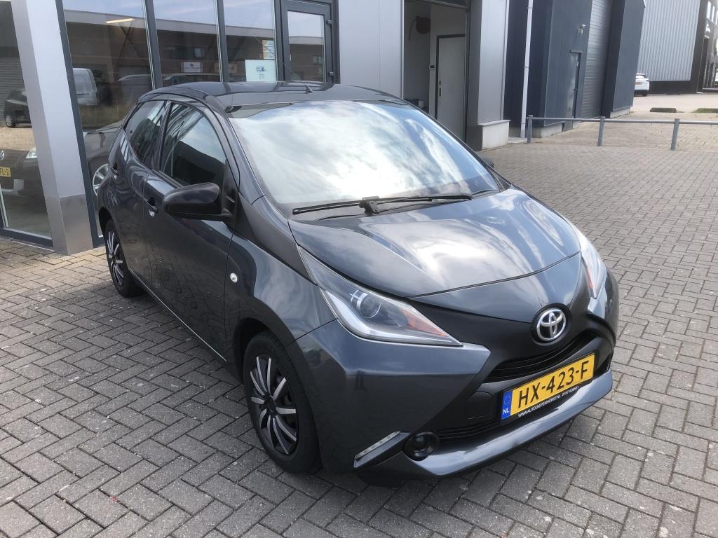 Toyota Aygo 1.0 vvt-i x-now