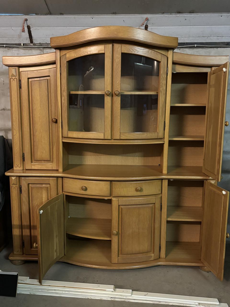 Blank eiken wandmeubel