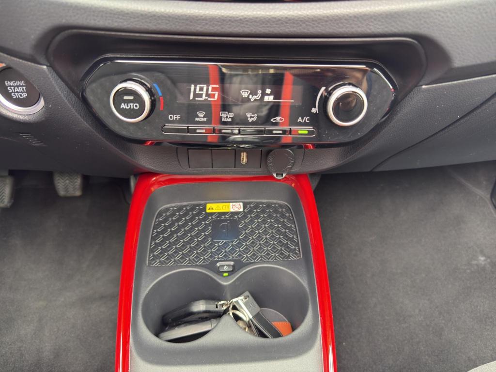 Toyota Aygo x 1.0 vvt-i mt pulse cabrio dak | airco (automatisch) | camera 