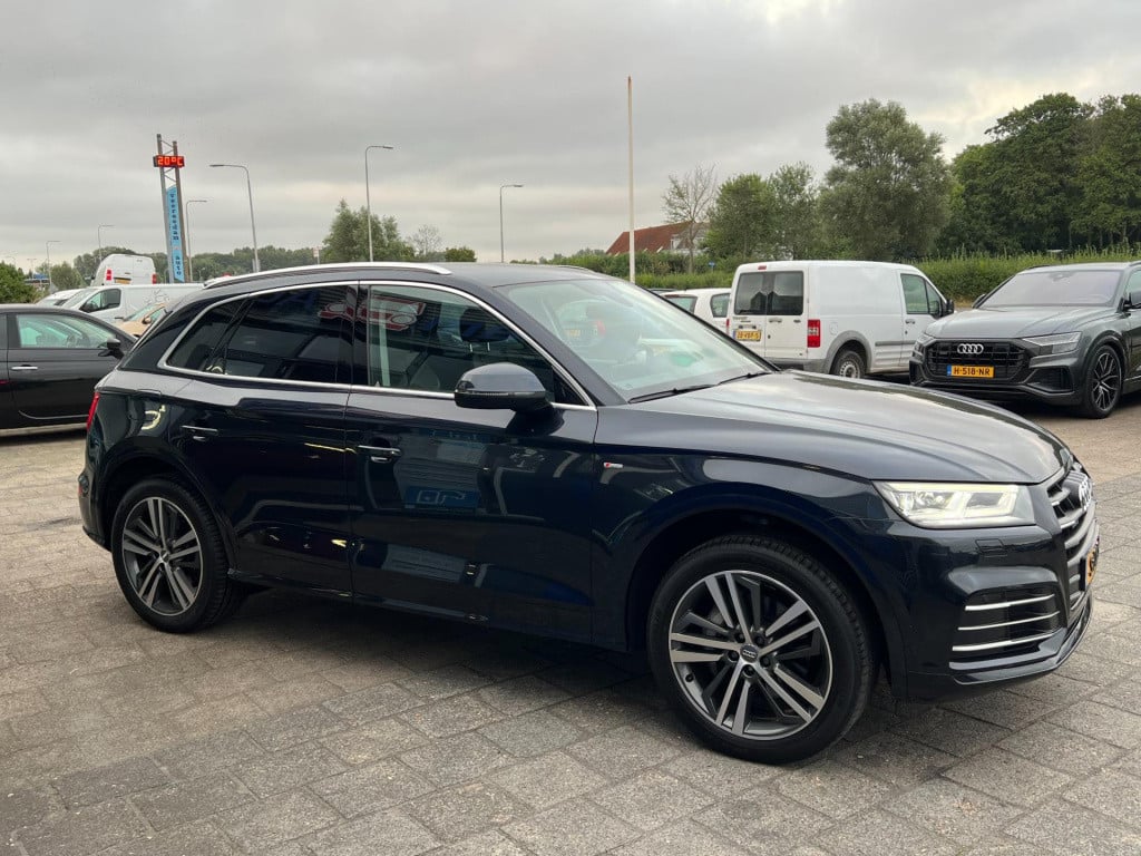 Audi Q5 55 tfsi e quattro competition s-line