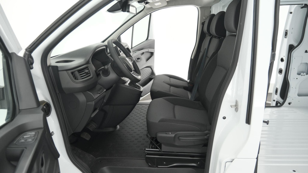 Renault Trafic 2.0 blue dci 150 t30 l2h1 start | trekhaak | camera | airco 