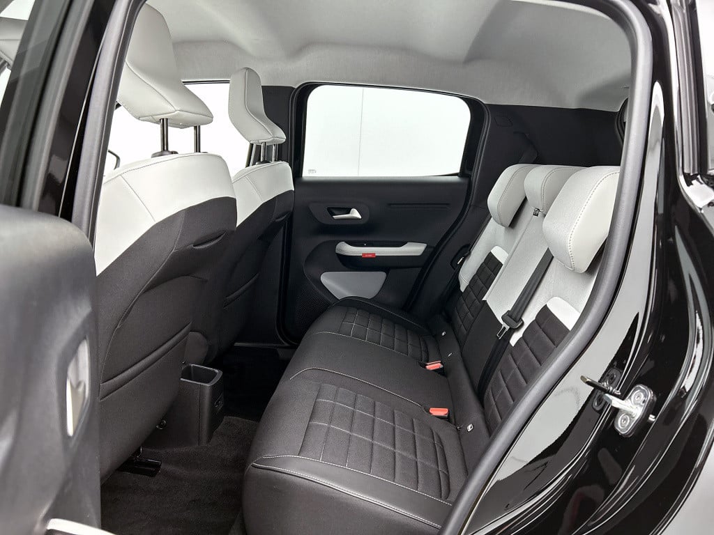 Citroen C3 turbo 100pk max | rijklaar | achteruitrijcamera | comfort seats 