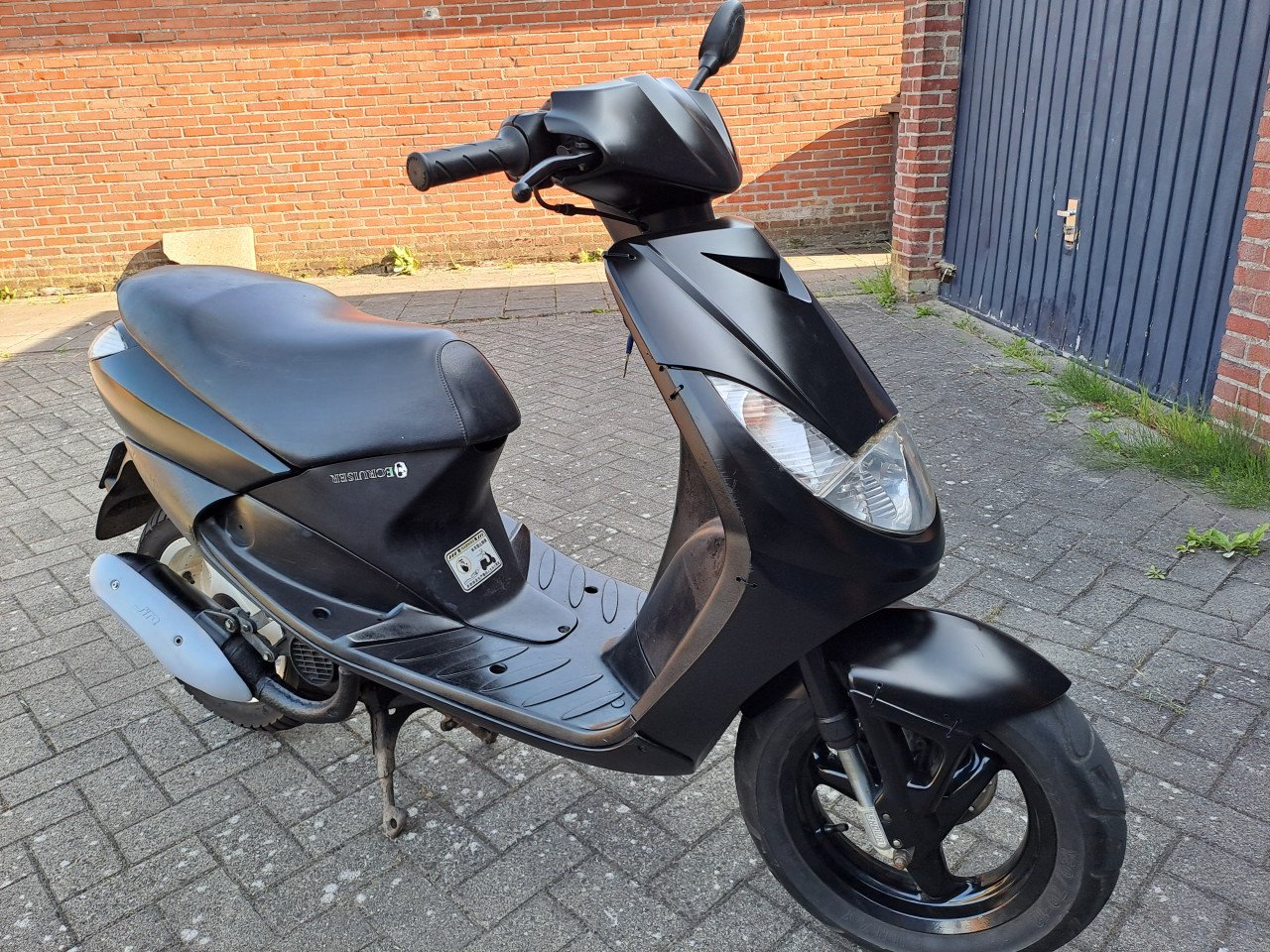Te koop peugeot vivacity met kenteken 225 euro opknapper