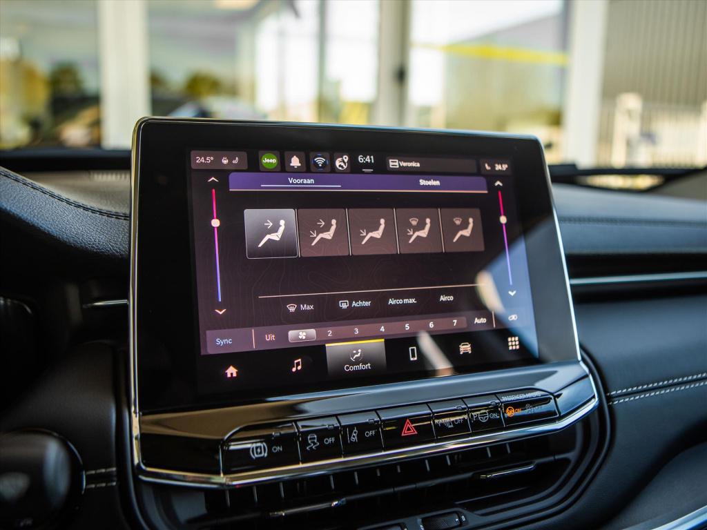 Jeep Compass 1.3t 4xe plug-in hybrid 190pk altitude automaat | trekhaak | c