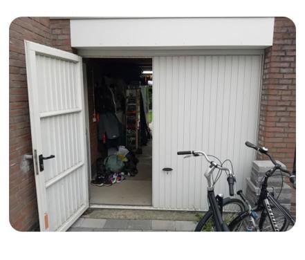 Gezocht iemand die garage deur kan plaatsen